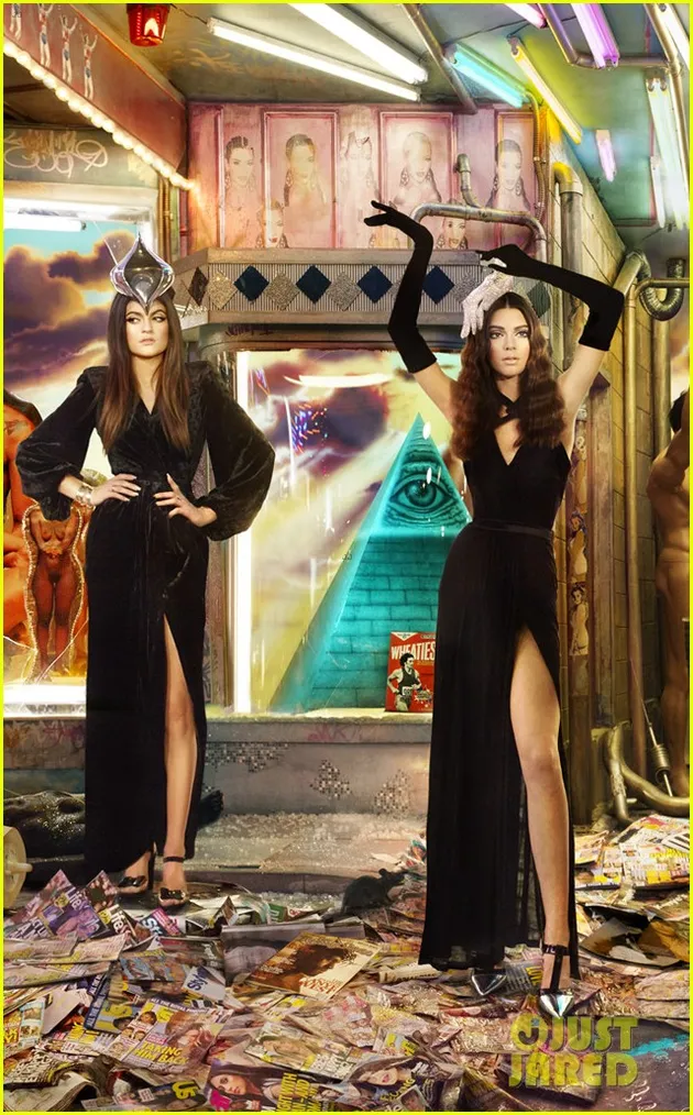 Kartu Natal Kardashian