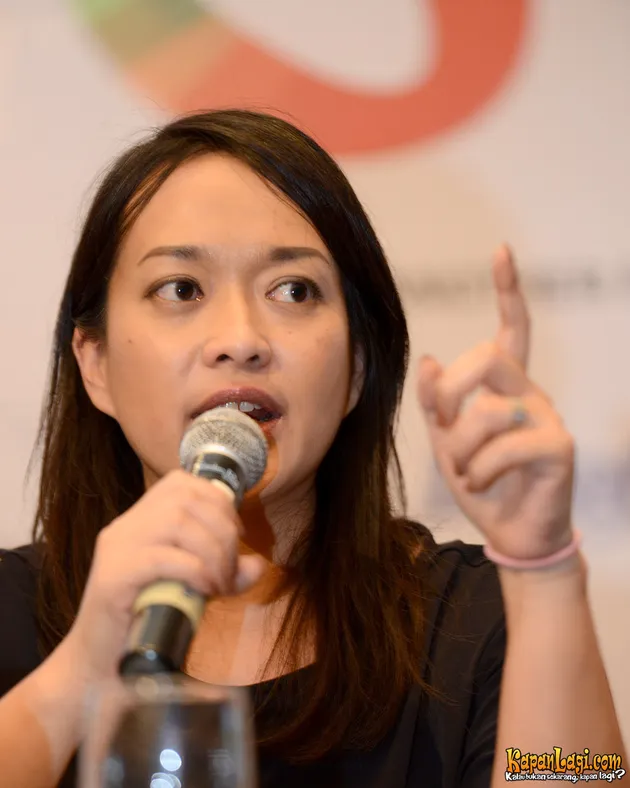 Dewi Gonth dalam posisinya sebagai Direktur JFP membeberkan seluk-beluk Java Soundfair.