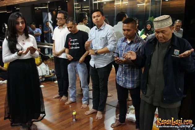 Kembaran Dewi Perssik