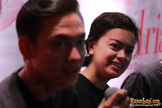 KEMESRAAN ADIPATI DOLKEN EVA CELIA DI PRESKON ADRIANA KEMESRAAN ADIPATI DOLKEN EVA CELIA DI PRESKON ADRIANA