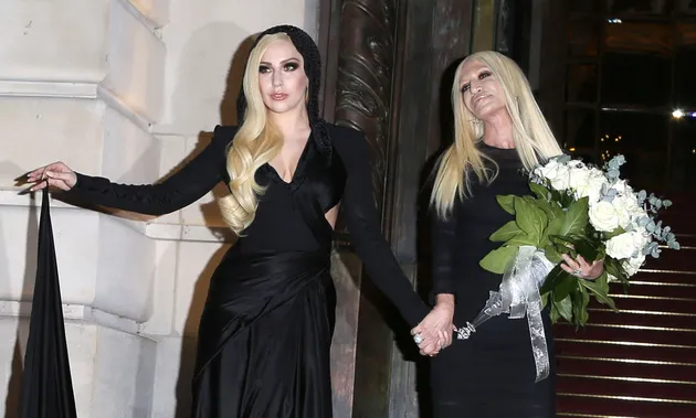 Lady Gaga dan Donatella Versace