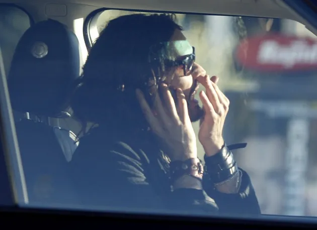 Artis Hollywood Mengupil