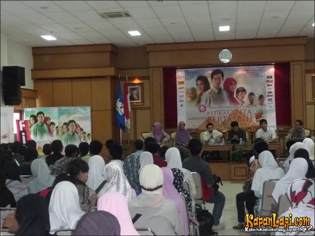 ketika cinta bertasbih