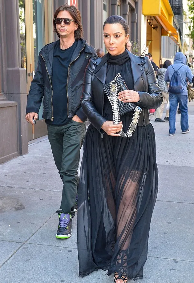 Kim Kardashian Melahirkan