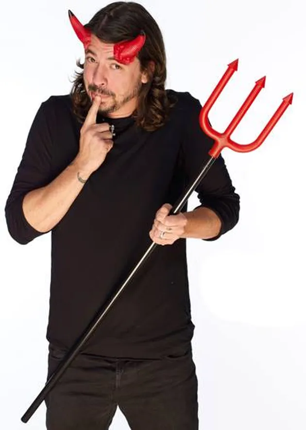 Muka Aneh Dave Grohl