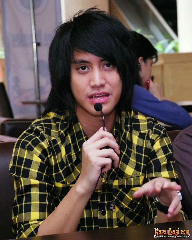 kevin aprilio