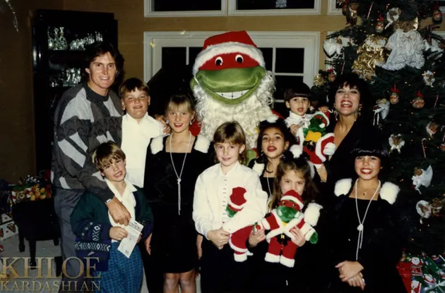 Kartu Natal Keluarga Kardashian