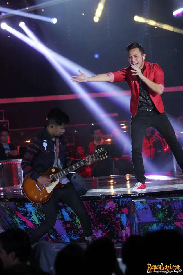Giliran Nidji tampil dalam Konser K-20 Spesial Nidji.