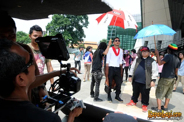 Norman Kamaru dan Saykoji