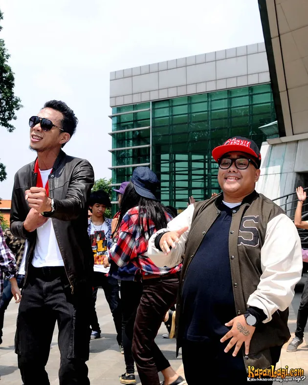 Norman Kamaru dan Saykoji