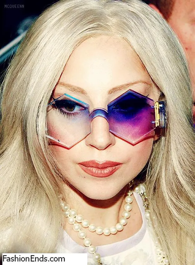 Kacamata Lady Gaga