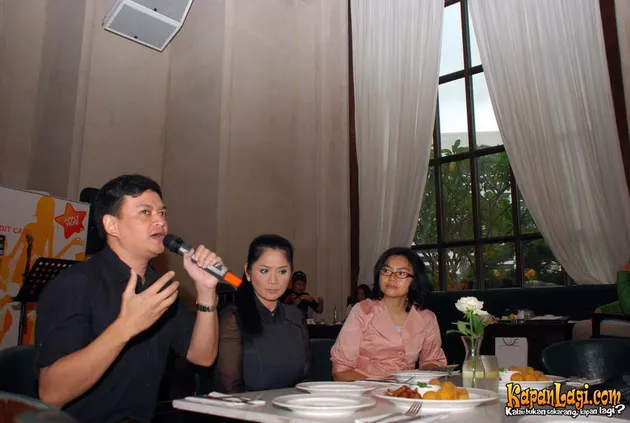 vina panduwinata