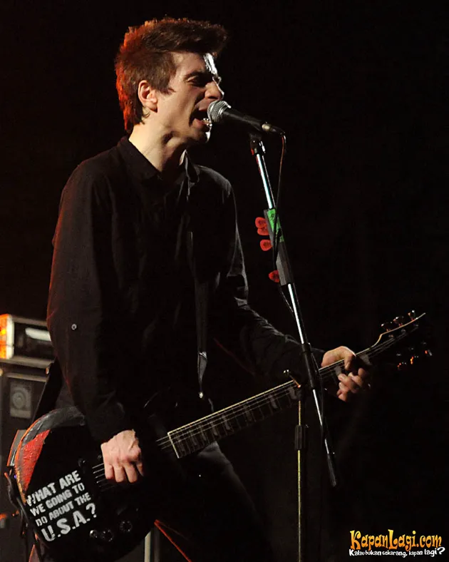 anti flag