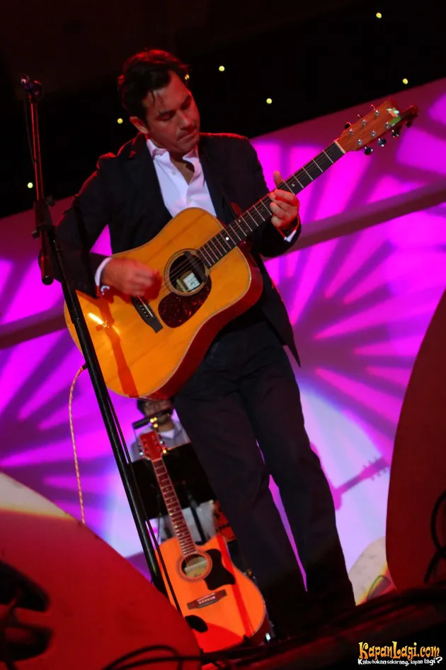 Duncan Sheik