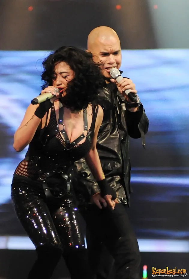 dewi perssik, ahmad dhani