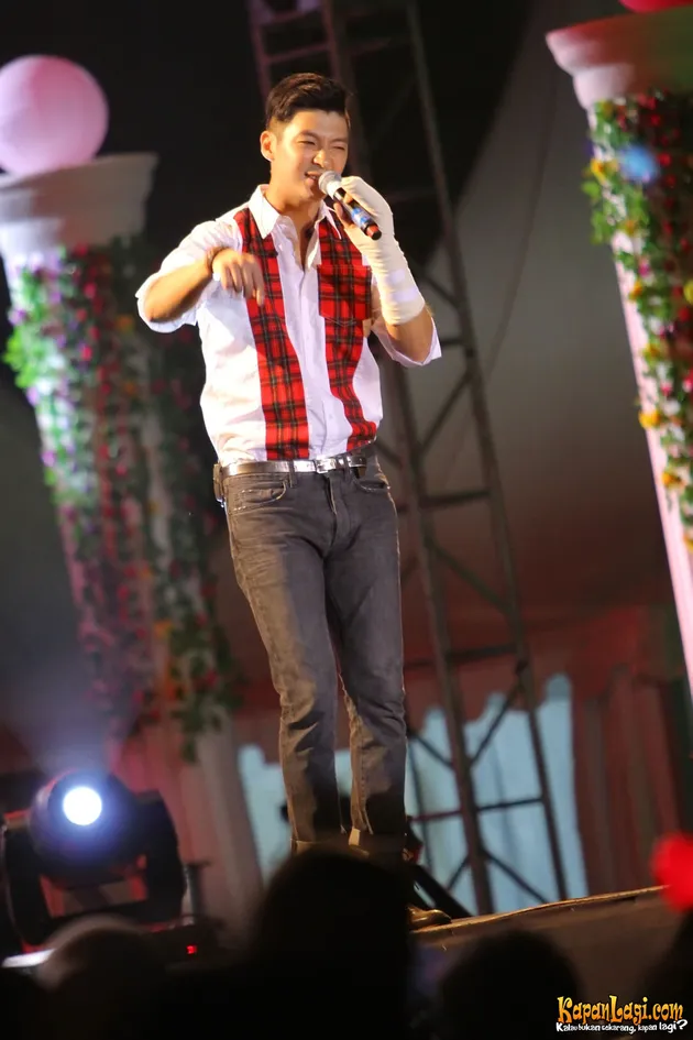 tim hwang