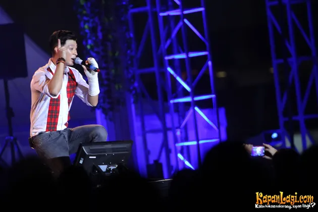 tim hwang