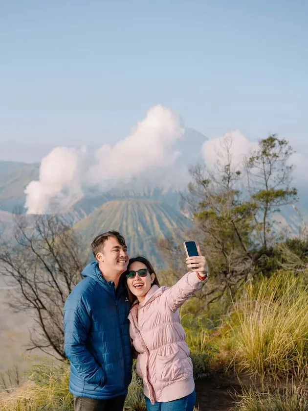 Rendy Kjaernett di Bromo