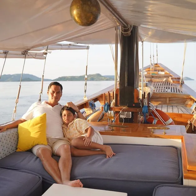 Keluarga harmonis Eva Anindita