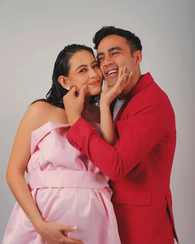 Maternity Shoot Laura Theux - Indra Brotolaras