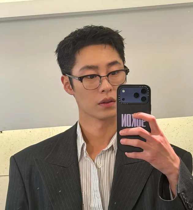 Lee Jae Wook Pamer Kepala Botak Jelang Berangkat Wamil 18 Mei ...