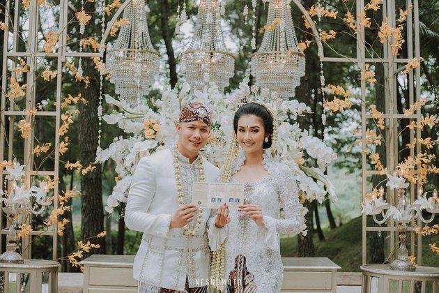 After Singlehood, Here are 10 Moments of Kevin Lilliana and Oskar Mahendra's Wedding Ceremony