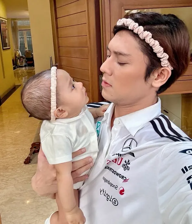 Rizky Billar gendong Leshia