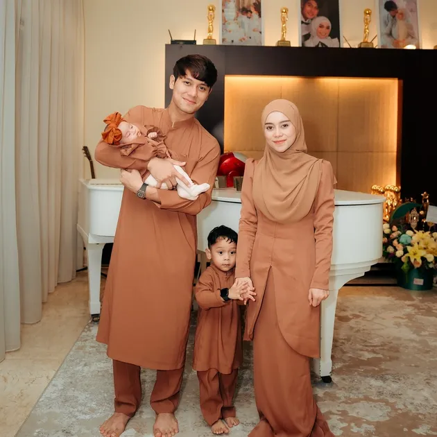 Lesti Kejora dan Rizky Billar foto keluarga