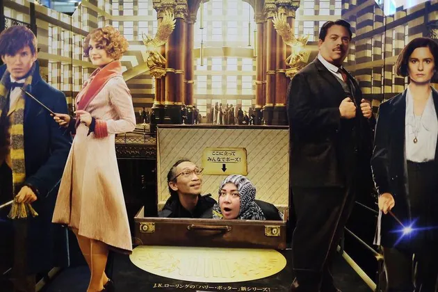 Melly Goeslaw dan Keluarga