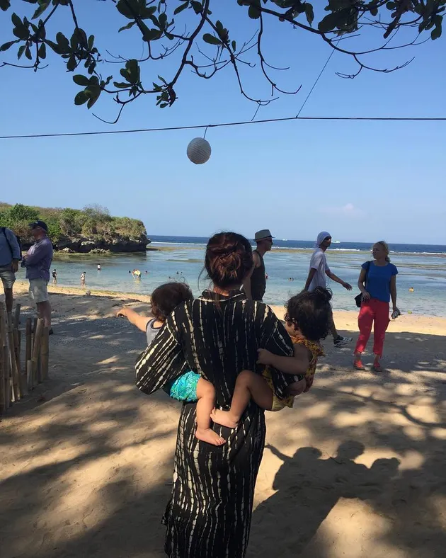 Ayu Ting Ting dan Jessica Iskandar