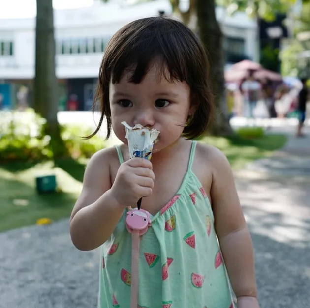 Gading, Gisel, Gempi Liburan ke Singapura