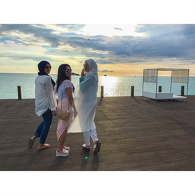 Shireen &amp; Zaskia Sungkar