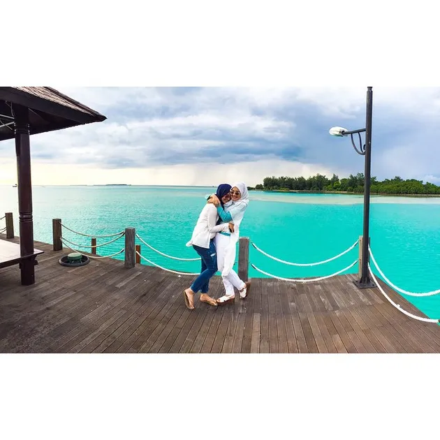 Shireen &amp; Zaskia Sungkar