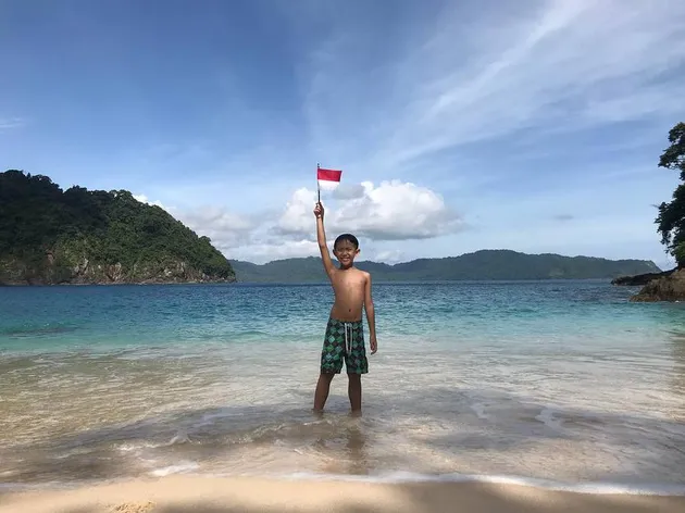 Liburan Indy Barends
