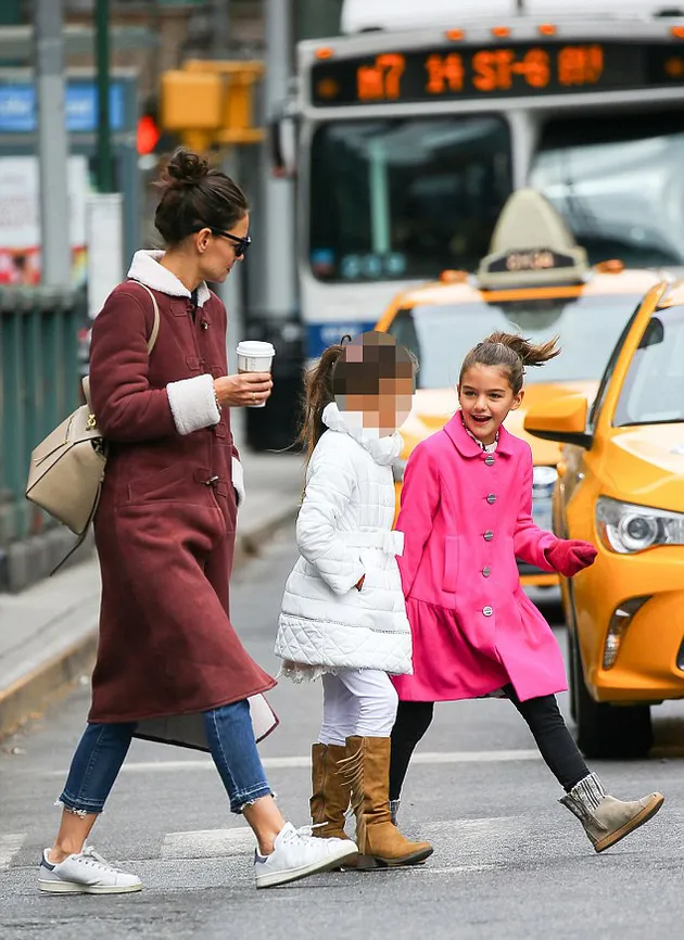 Liburan Seru Suri Cruise