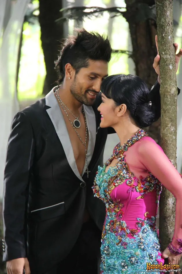 Julia Perez dan Gaston Castano