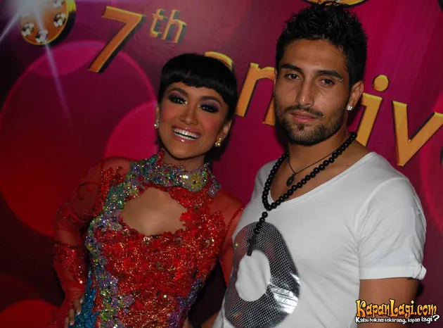 Julia Perez dan Gaston Castano