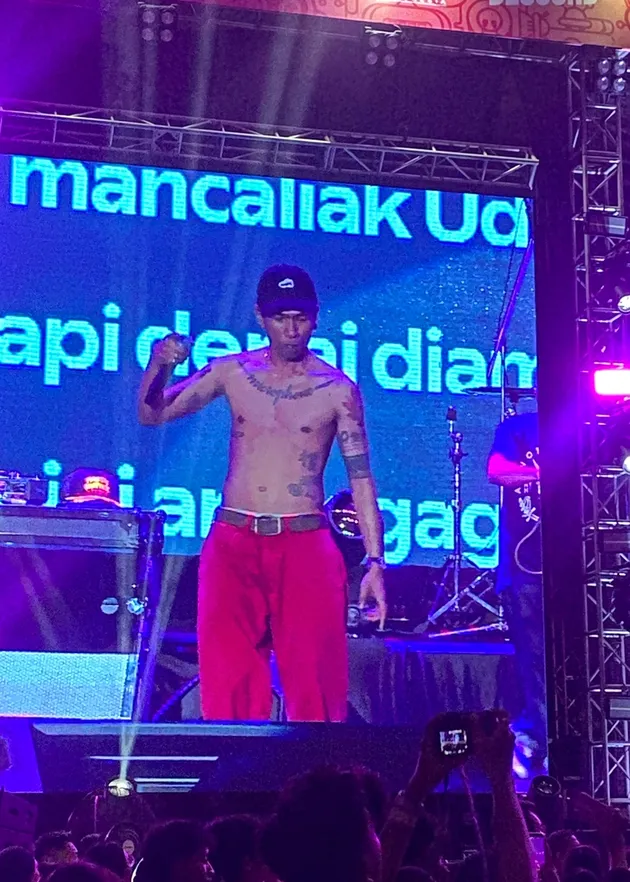Ari Lesmana di Live Arena Festival 2025