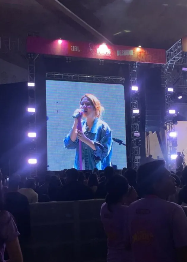 Nadin Amizah di Live Arena Festival 2025