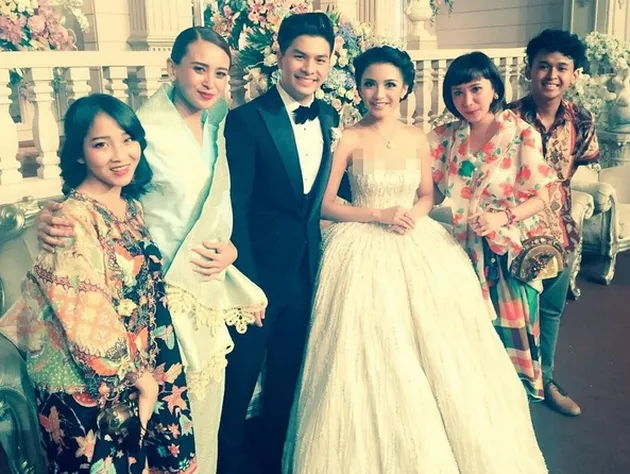 Pernikahan Chelsea Olivia