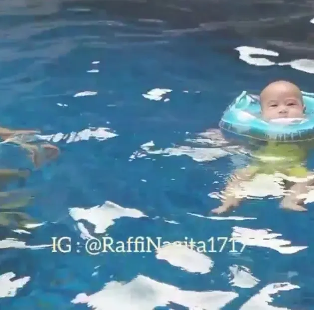 Rafathar renang