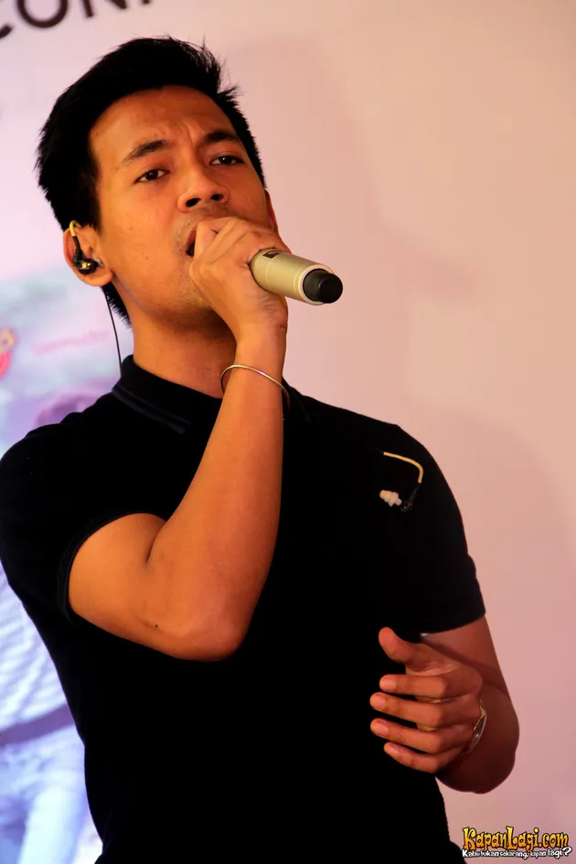 Kebahagiaan kini menyelimuti para punggawa d Masiv yang baru saja rilis album baru.