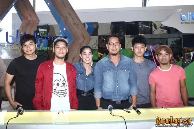 Maliq and D Essentials