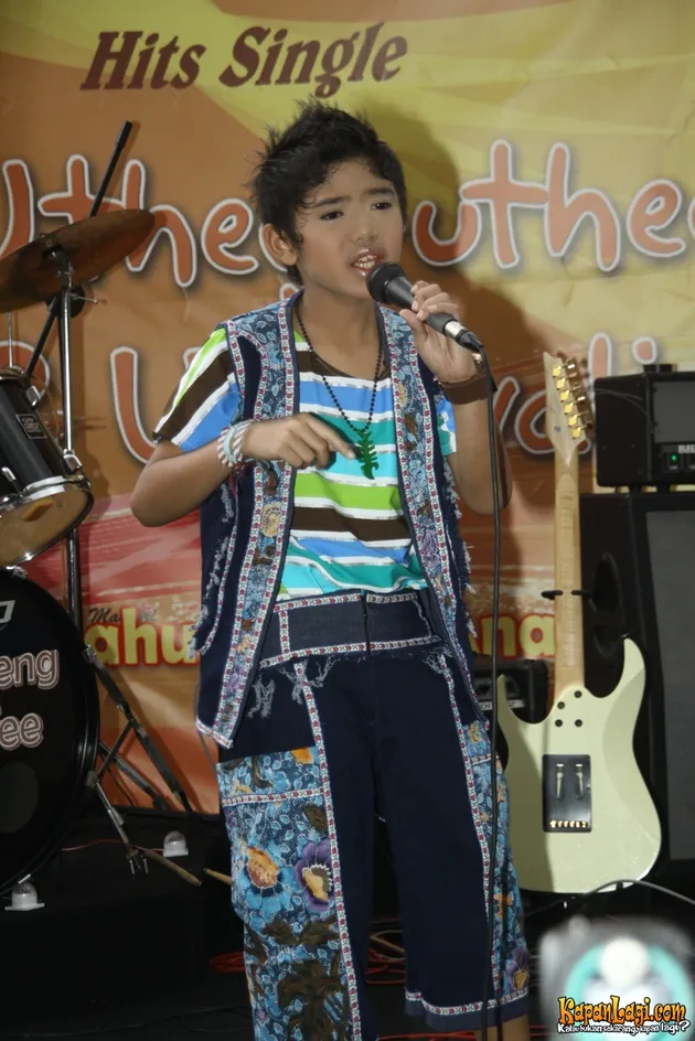 ananda putra pertama