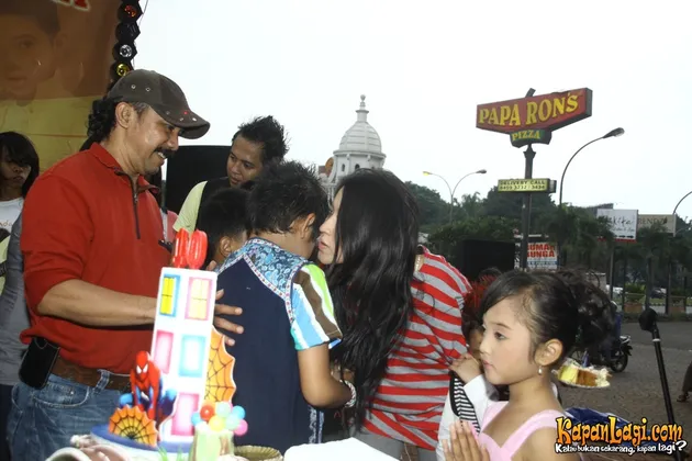 ananda putra pertama