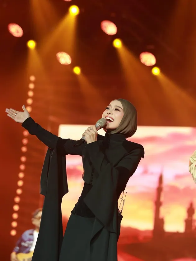 Lesti Kejora di Konser Ungu