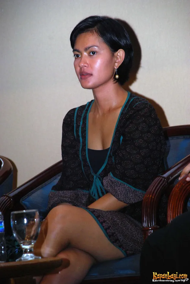 lola amaria