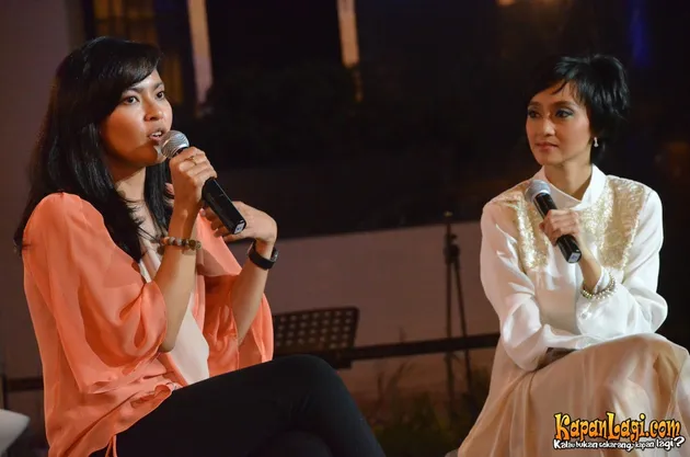 Lola Amaria dan Deasy Noviyanti