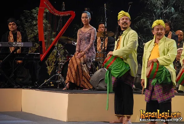 lolongseran selebritis