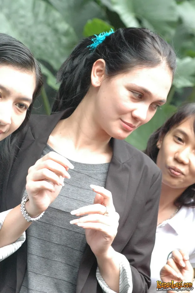 luna_maya